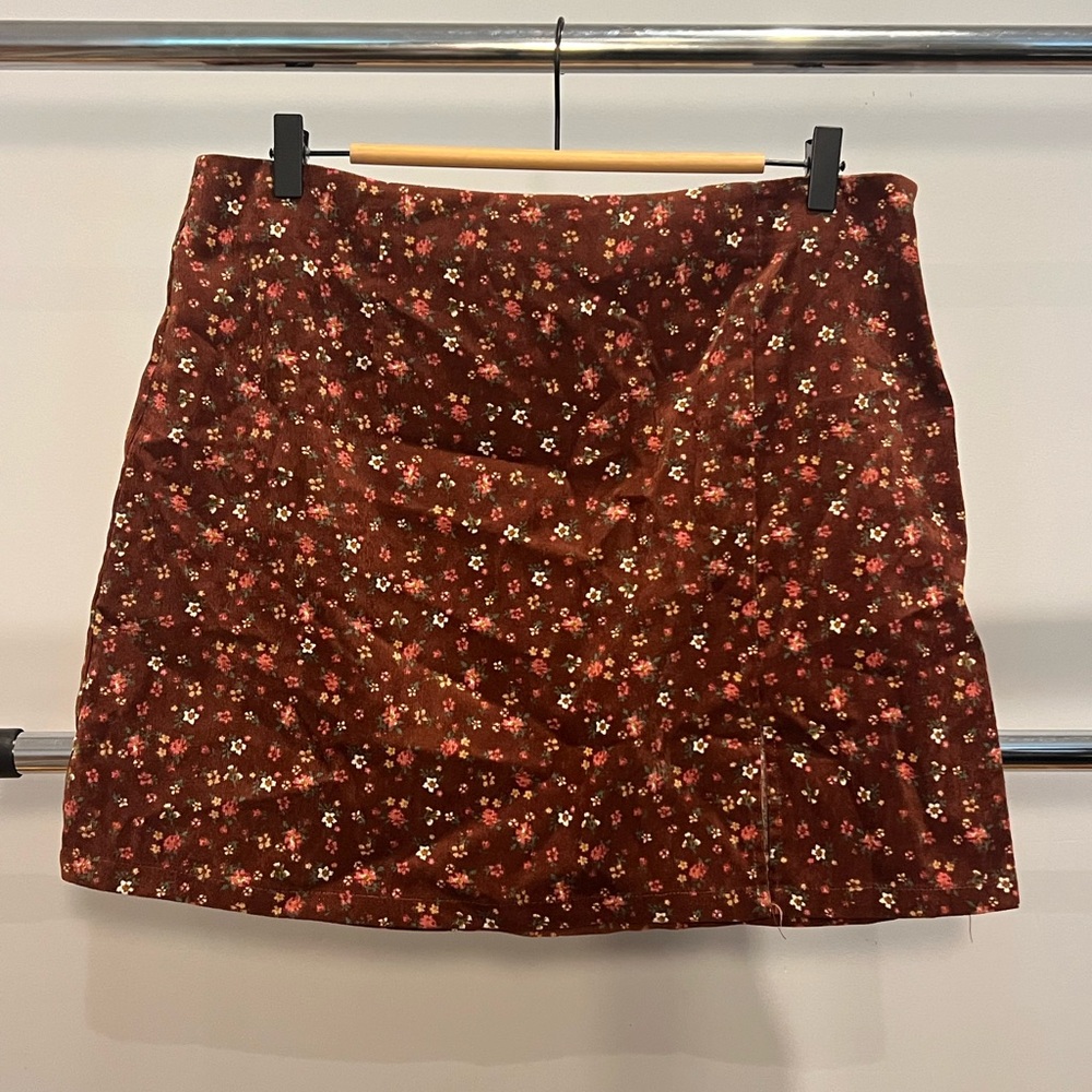 Elodie Cream A-Line Mini Skirt Casual